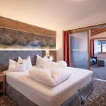 Alpenhotel Kuechl Otel