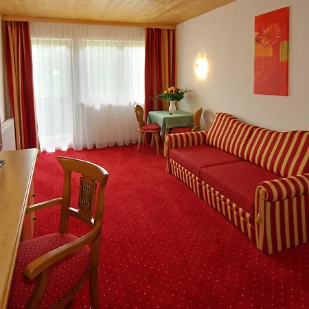 ホテル Alpenhotel Kuechl