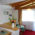 Alpenhotel Kuechl Hotel