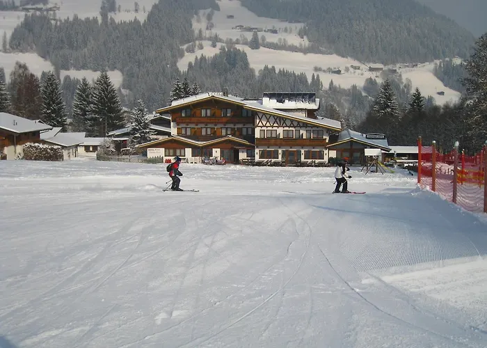 Hotel Alpenhotel Kuechl 3*